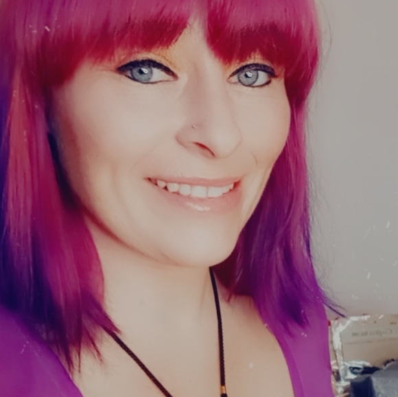 Meet your Posher, Juanita - Picture 4 of 4